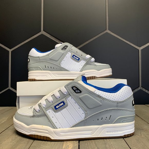 globe fusion blue